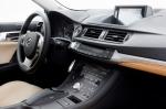 Lexus CT200h 2010 года